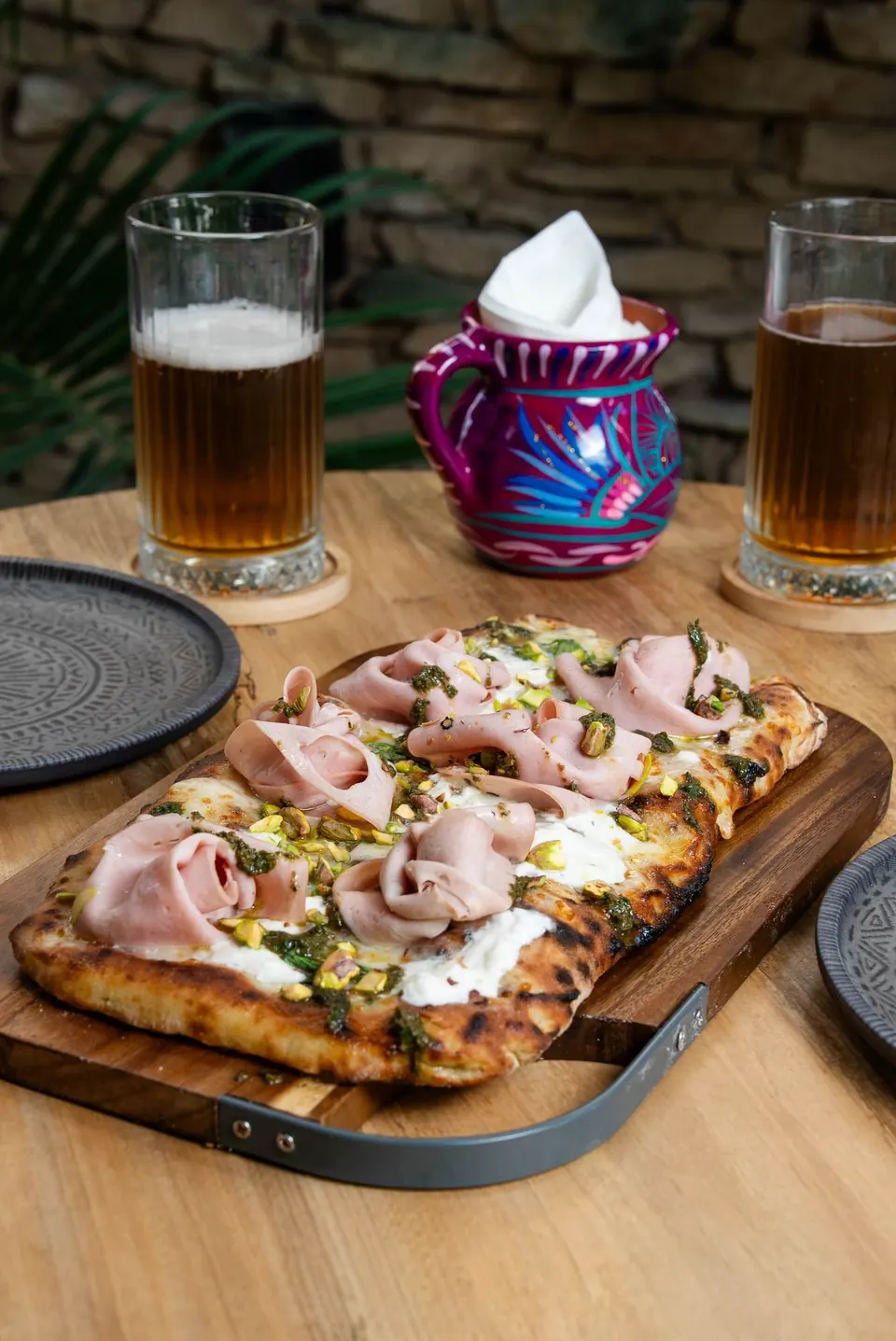 Mortadela con pistacho, burrata y pesto en CHAK, La Veleta, Tulum